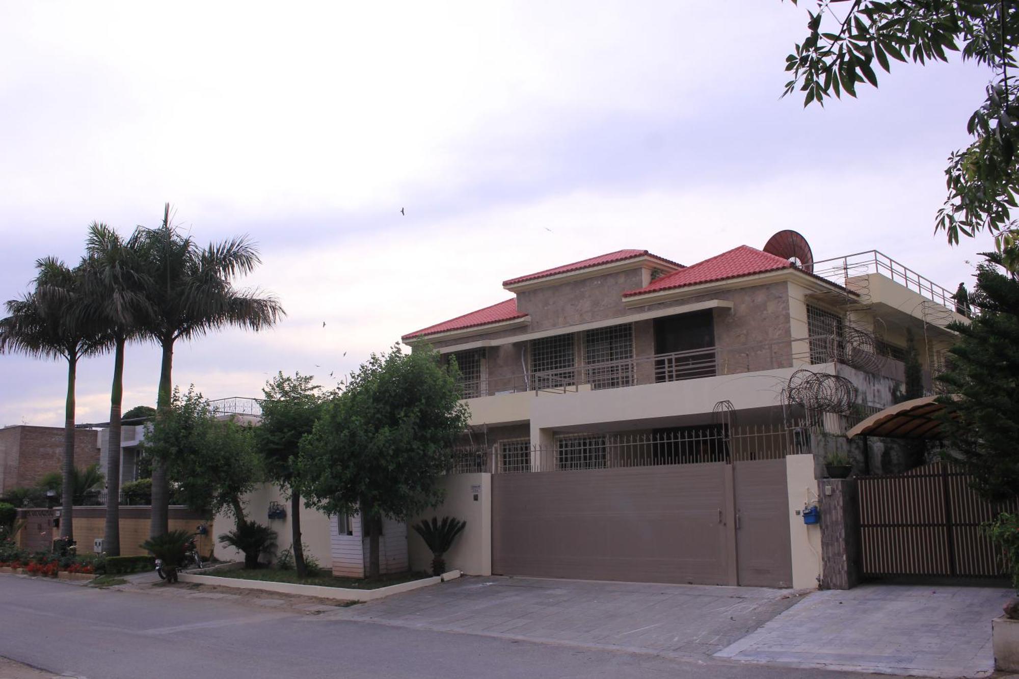 Orbit Residency F-7 Hotel Islamabad Exterior photo